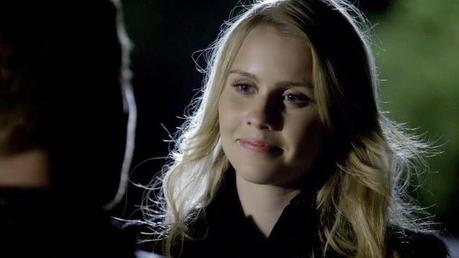 Nunca debieron abandonar Mystic Falls Nunca debieron abandonar Mystic Falls