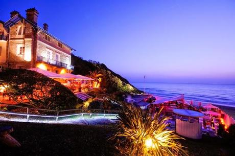 LAS PLAYAS DE BIDART Y EL restaurante BLUE CARGO ¡YA HUELE A VERANO¡