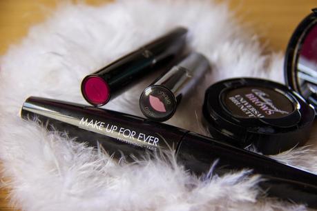 ¿Qué llevas en tu neceser de maquillaje? ¿Qué llevas en tu neceser de maquillaje?