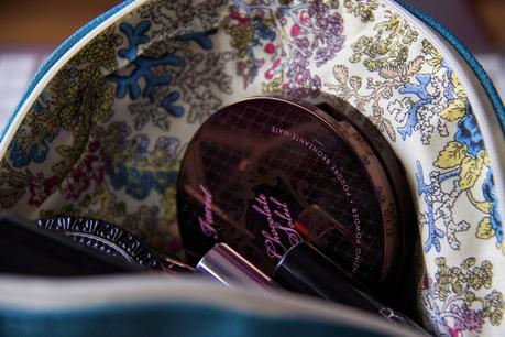 ¿Qué llevas en tu neceser de maquillaje? ¿Qué llevas en tu neceser de maquillaje?