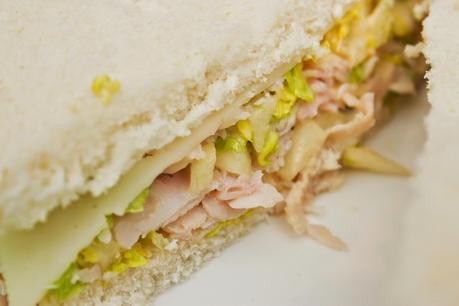 Sandwich rodilla de pavo y manzana Sandwich rodilla de pavo y manzana