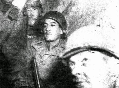 Encuentran una cámara de fotos de la II Guerra Mundial enterrada y revelan su contenido. Cámara de fotos de la Segunda Guerra Mundial revela su contenido