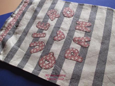 Con un paño de cocina Con un paño de cocina