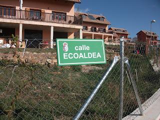 Visita a la Ecoaldea de Valdepiélagos (Madrid)