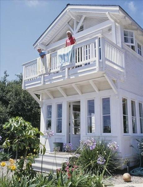 Casa de Playa Rustica en California /  Rustic Beach House in California