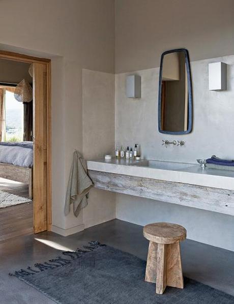 UNA CASA EN LA COLINA Baño de La casa de la colina en Córcega