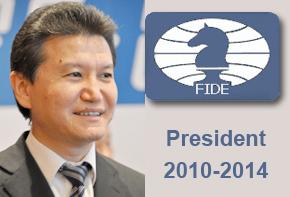 Kirsan Ilyumzhínov reelegido presidente de la FIDE por 95-55