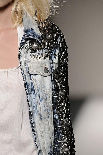 PFW: BALMAIN SS11 PFW: BALMAIN SS11