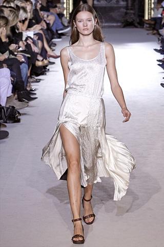 Stella McCartney Spring 2011 | Paris Fashion Week