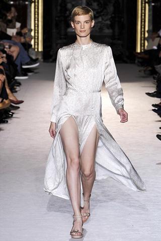 Stella McCartney Spring 2011 | Paris Fashion Week