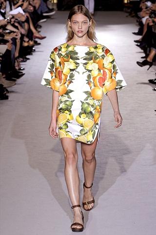 Stella McCartney Spring 2011 | Paris Fashion Week