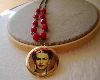 COLGANTE I LOVE FRIDA