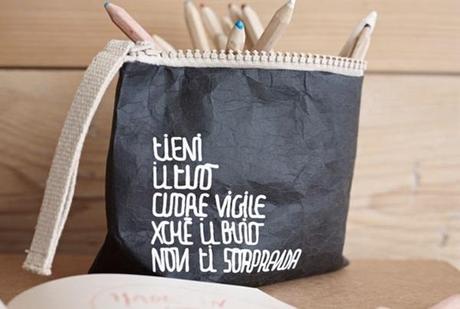 lo esencial viene en materiales simples 8