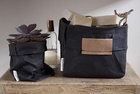 lo esencial viene en materiales simples 6