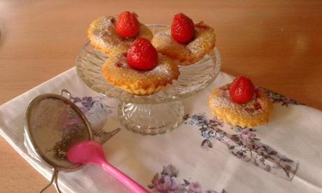 Pasteles de ruibarbo y fresas 20140703_144537