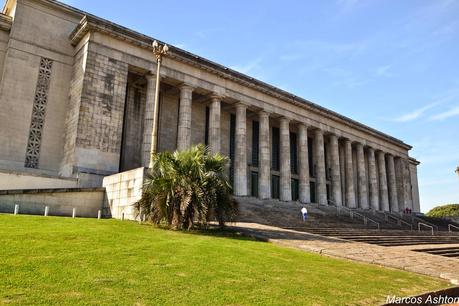 Facultad de Derecho / Faculty of Law Facultad de Derecho / Faculty of Law
