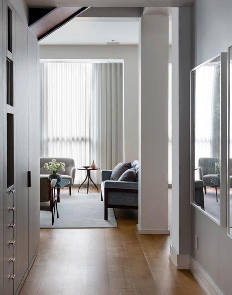 Decoracion Neutral.Un duplex newyorkino del mid century Decoracion Neutral.Un duplex newyorkino del mid century