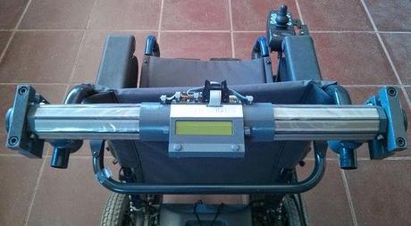 Nuevo dispositivo táctil para mejorar la conducción de sillas eléctricas Nuevo dispositivo táctil para mejorar la conducción de sillas eléctricas