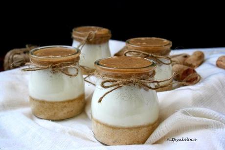 Panna Cotta, tierra de galleta y crema de praliné