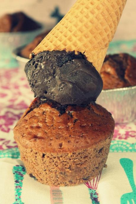 DOBLE CHOCOLATE HELADO CON MUFFINS DOBLE CHOCOLATE HELADO CON MUFFINS