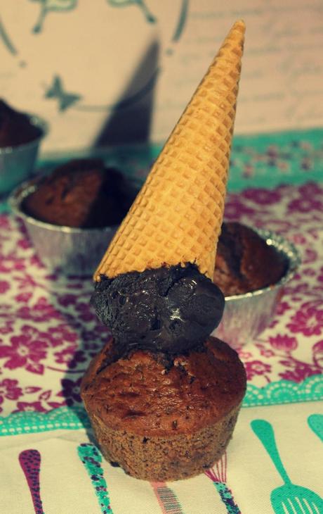 DOBLE CHOCOLATE HELADO CON MUFFINS DOBLE CHOCOLATE HELADO CON MUFFINS