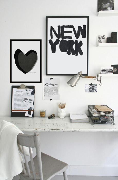 Decoration: Work space 37c673634b6baab301414f01ba73869c