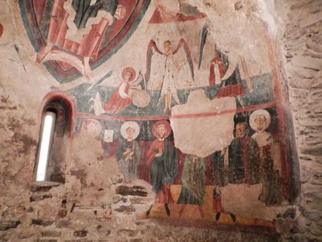 Pinturas románicas de Sant Cerni de Baisca (Lleida)