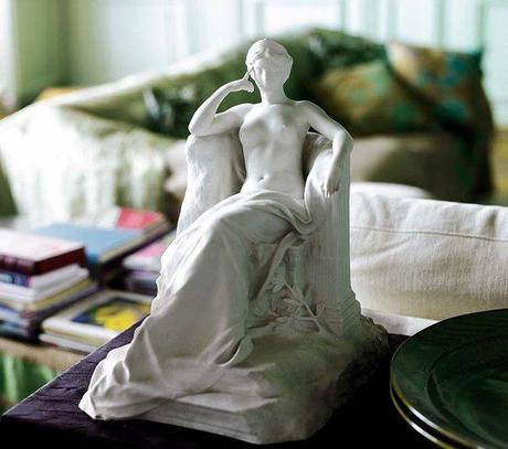 Hablemos de… el biscuit estatuilla-de-porcelana-mate_articuloApaisada