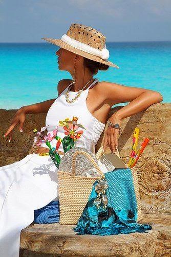 TENDENCIAS MODA VERANO 2014 A TRAVES DE LOOKS TENDENCIAS MODA VERANO 2014 A TRAVES DE LOOKS