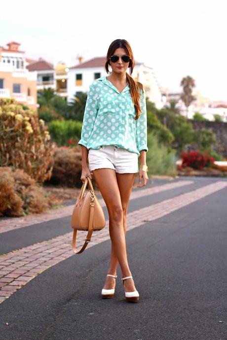 White Dots White Dots