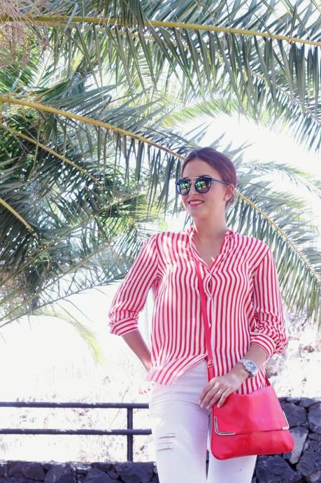 Red stripes Red stripes