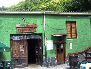 Langreo, La Nueva, El chigre de Xuaquina, exterior