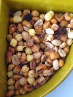 Picoteo para acompañar la caña... Picoteo para acompañar la caña...