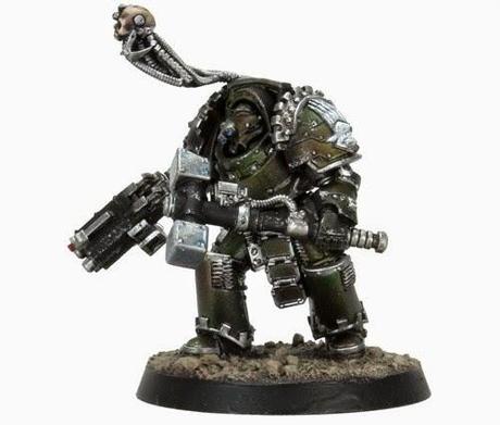 Exterminadores Gorgona de los Manos de Hierro y calcas para los Hijos del Emperador en FW Exterminadores Gorgona de los Manos de Hierro y calcas para los Hijos del Emperador en FW