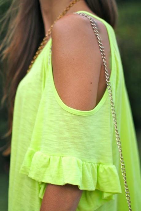 SIMPLE NEON