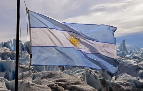 Un alcalde argentino se pone la bata de cirujano para operar de emergencia Un alcalde argentino se pone la bata de cirujano para operar de emergencia
