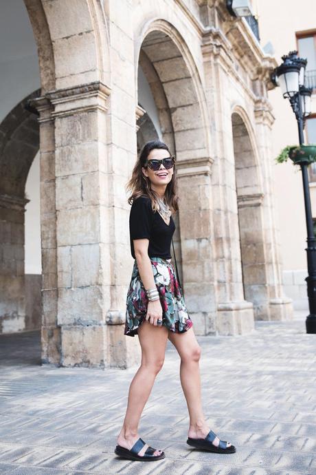 FIB FIB-Floral_Skirt-Urban_Outfitters-Ugly_Shoes-2112