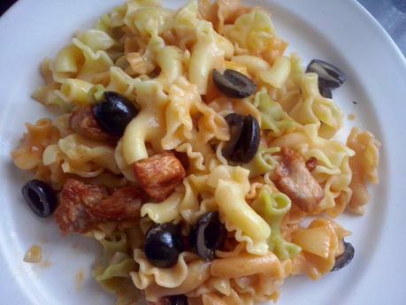 ☺☺☺ GIGLI CON ZUMO DE MELOCOTÓN Y PECHUGA DE PAVO PARA MI REGRESO VACACIONAL ☺☺☺ GIGLI CON ZUMO DE MELOCOTÓN Y PECHUGA DE PAVO PARA MI REGRESO VACACIONAL