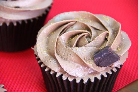 Cupcakes de Chocolate. Perdón, ¡LOS MEJORES CUPCAKES DE CHOCOLATE DEL MUNDO! Cupcakes de Chocolate. Perdón, ¡LOS MEJORES CUPCAKES DE CHOCOLATE DEL MUNDO!