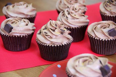 Cupcakes de Chocolate. Perdón, ¡LOS MEJORES CUPCAKES DE CHOCOLATE DEL MUNDO! Cupcakes de Chocolate. Perdón, ¡LOS MEJORES CUPCAKES DE CHOCOLATE DEL MUNDO!