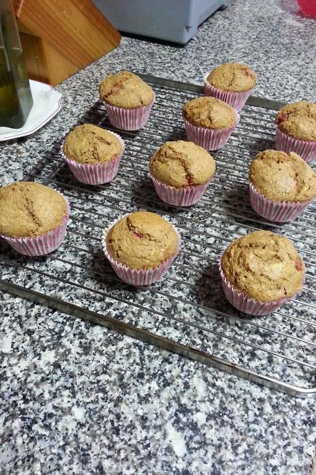 Muffins de frambuesa y manzana para desayunar sano! Muffins de frambuesa y manzana para desayunar sano!
