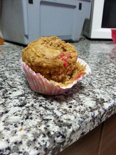 Muffins de frambuesa y manzana para desayunar sano! Muffins de frambuesa y manzana para desayunar sano!