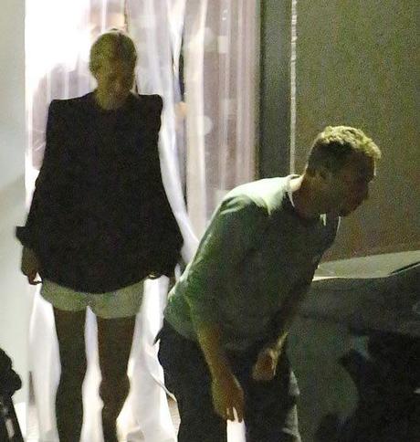 Gwyneth Paltrow y Chris Martin recurren a rituales tibetanos para salvar su matrimonio Gwyneth Paltrow y Chris Martin