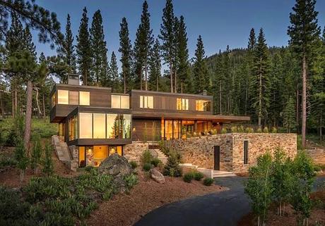 Casa Minimalista frente al Lago Tahoe  /  Minimal Style House in front of Tahoe Lake