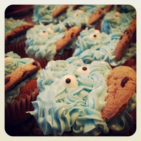 Cookie Monster cupcakes