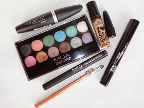 Paso a paso: Maquillaje Glitter Ball Paso a paso: Maquillaje Glitter Ball