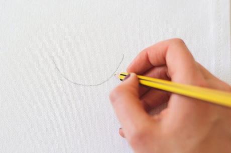 DIY.....UN SENCILLO COJIN PERO CON MUCHO GLAMOUR DIY.....UN SENCILLO COJIN PERO CON MUCHO GLAMOUR