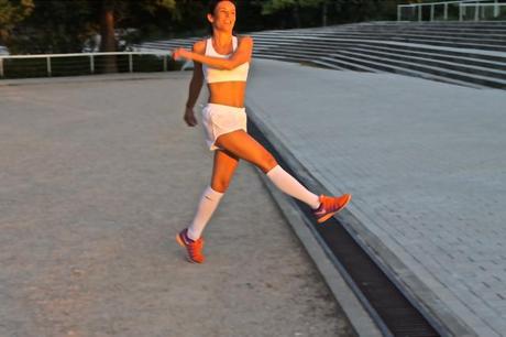 Únete al reto del verano con tus amigas de la mano de Nike Paula Nike Crew 6