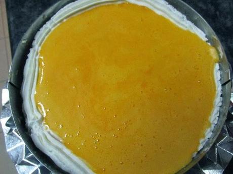 TARTA RELLENA DE GUINDAS EN ALMÍBAR TARTA RELLENA DE GUINDAS EN ALMÍBAR