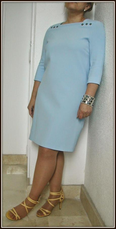 EL COLOR AZUL SE SITUA EN LO MÁS ALTO EL COLOR AZUL SE SITUA EN LO MÁS ALTO